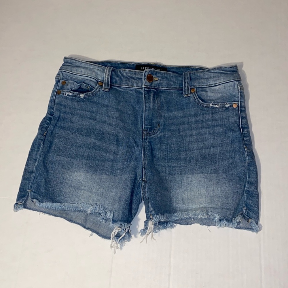 Liverpool Los Angeles Women’s Size 6/28 Distressed Denim Jean Shorts